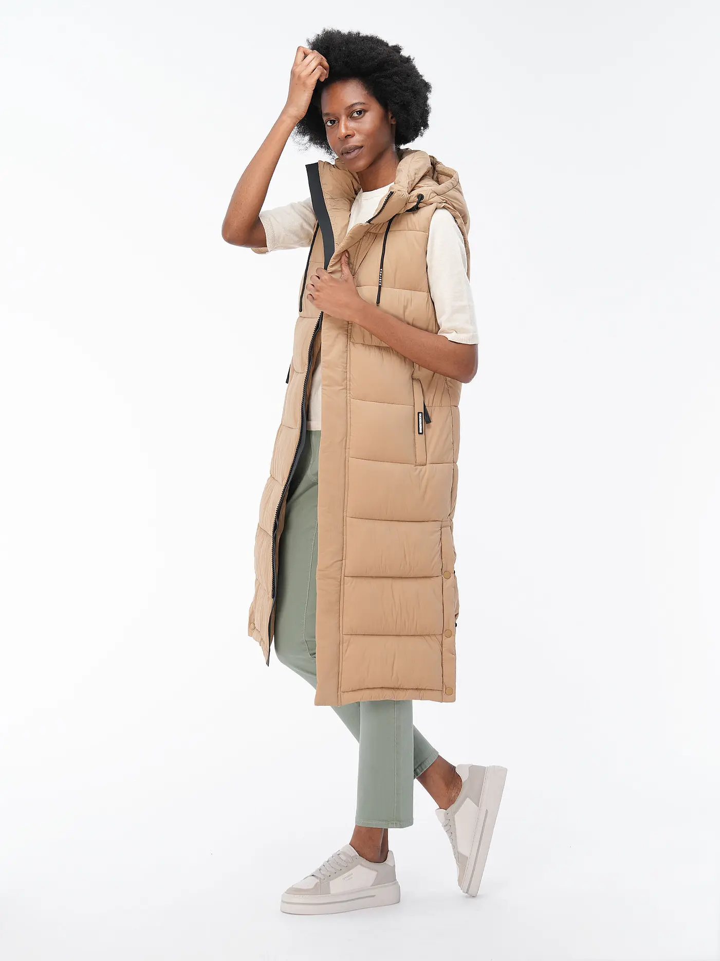 KHUJO | Steppgilet THE MAGNETA MATT | camel